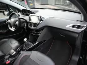 Peugeot 2008 1.2 PureTech GT-line 1.2 PureTech GT-line thumbnail 21