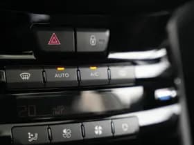 Peugeot 2008 1.2 PureTech GT-line 1.2 PureTech GT-line thumbnail 30