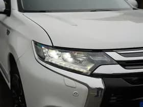 Mitsubishi Outlander 2.0 PHEV Premium 2.0 PHEV Premium thumbnail 38