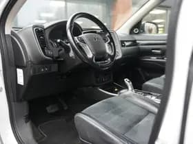 Mitsubishi Outlander 2.0 PHEV Premium 2.0 PHEV Premium thumbnail 8