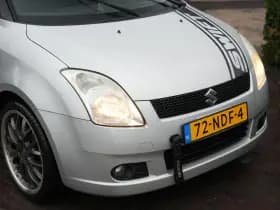 Suzuki Swift 1.3 GLS 1.3 GLS thumbnail 2