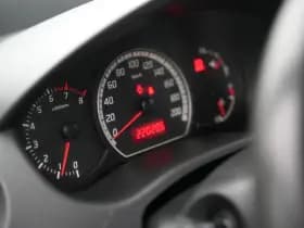 Suzuki Swift 1.3 GLS 1.3 GLS thumbnail 17