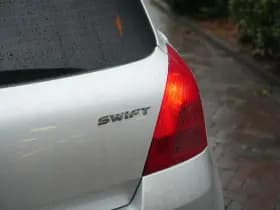 Suzuki Swift 1.3 GLS 1.3 GLS thumbnail 7