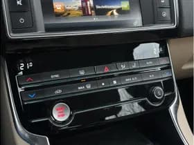 Jaguar XE 2.0 Prestige Pro Edition 2.0 Prestige Pro Edition thumbnail 20
