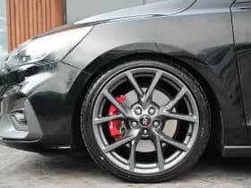 Ford Focus 2.3 EcoBoost ST-X 2.3 EcoBoost ST-X thumbnail 16