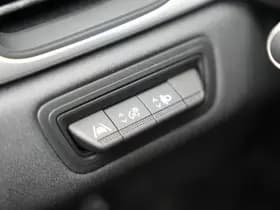 Renault Captur 1.0 TCe 100 Bi-Fuel Zen 1.0 TCe 100 Bi-Fuel Zen thumbnail 18