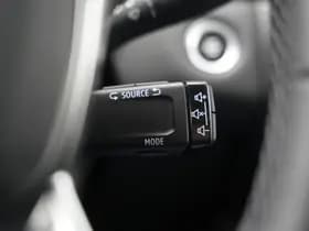 Renault Captur 1.0 TCe 100 Bi-Fuel Zen 1.0 TCe 100 Bi-Fuel Zen thumbnail 28