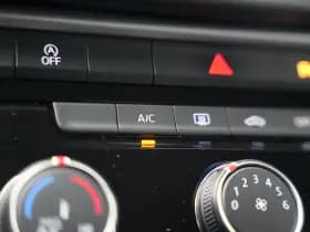 Volkswagen T-Roc 1.0 TSI Life 1.0 TSI Life thumbnail 28