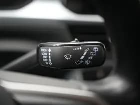 Volkswagen T-Roc 1.0 TSI Life 1.0 TSI Life thumbnail 37