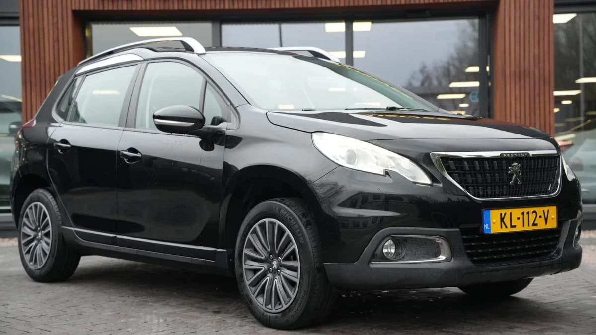 Peugeot 2008 1.2 PureTech Blue Lion 1.2 PureTech Blue Lion — foto 1