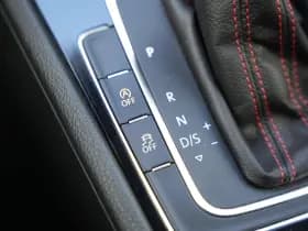 Volkswagen Golf 2.0 TSI GTI Performance 2.0 TSI GTI Performance thumbnail 36