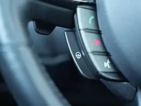 Land Rover Range Rover Evoque 2.0 TD4 HSE Dynamic 2.0 TD4 HSE Dynamic thumbnail 34