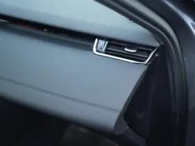 Land Rover Range Rover Evoque 1.5 P300e AWD R-Dynamic SE 1.5 P300e AWD R-Dynamic SE thumbnail 26