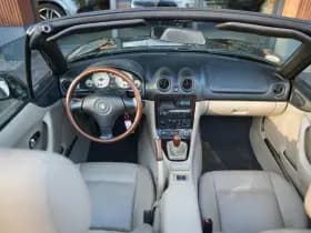 Mazda MX-5 1.6i 1.6i thumbnail 2