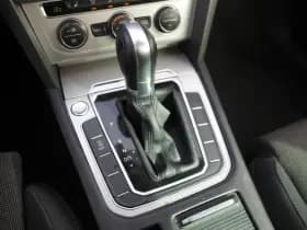 Volkswagen Passat Variant 1.6 TDI Connected Series Variant 1.6 TDI Connected Series thumbnail 14