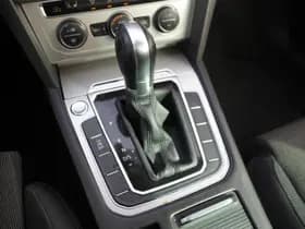 Volkswagen Passat thumbnail 26