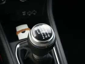 Renault Captur 1.0 TCe 100 Bi-Fuel Zen 1.0 TCe 100 Bi-Fuel Zen thumbnail 21