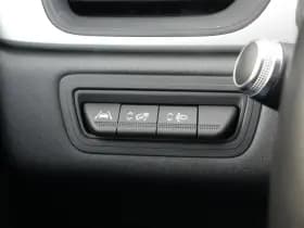 Renault Captur 1.0 TCe 100 Bi-Fuel Zen 1.0 TCe 100 Bi-Fuel Zen thumbnail 24