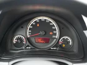 Volkswagen Up! 1.0 move up! BlueMotion 1.0 move up! BlueMotion thumbnail 13