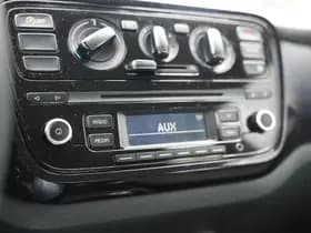 Volkswagen Up! 1.0 move up! BlueMotion 1.0 move up! BlueMotion thumbnail 15