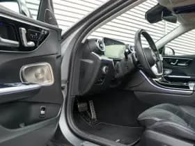 Mercedes-Benz C-Klasse 200 4MATIC AMG Line 200 4MATIC AMG Line thumbnail 23