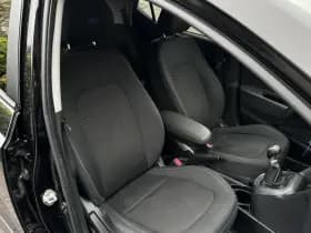 Hyundai I10 1.0i i-Motion Go! 2016 1.0i i-Motion Go! 2016 thumbnail 9