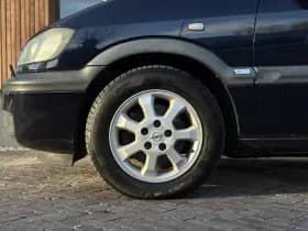 Opel Zafira 2.2-16V Elegance 2.2-16V Elegance thumbnail 3