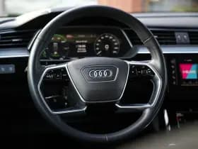 Audi E-tron 55 quattro edition 95 kWh 55 quattro edition 95 kWh thumbnail 12