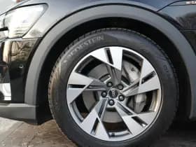 Audi E-tron 55 quattro edition 95 kWh 55 quattro edition 95 kWh thumbnail 10