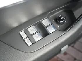 Audi A6 Avant 40 TFSI S edition Avant 40 TFSI S edition thumbnail 6