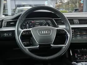 Audi E-tron e-tron 50 quattro Launch edition plus 71 kWh e-tron 50 quattro Launch edition plus 71 kWh thumbnail 17