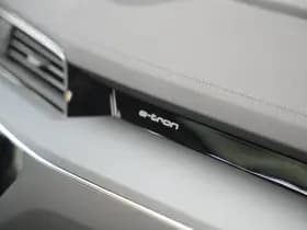 Audi E-tron e-tron 50 quattro Launch edition plus 71 kWh e-tron 50 quattro Launch edition plus 71 kWh thumbnail 22