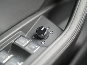 Audi E-tron e-tron 50 quattro Launch edition plus 71 kWh e-tron 50 quattro Launch edition plus 71 kWh thumbnail 26