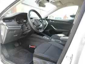 Škoda Octavia Combi 1.4 TSI iV PHEV Business Edition Combi 1.4 TSI iV PHEV Business Edition thumbnail 8