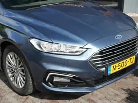 Ford Mondeo Wagon 2.0 IVCT HEV Titanium Wagon 2.0 IVCT HEV Titanium thumbnail 39