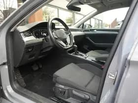 Volkswagen Passat 1.5 TSI Business 1.5 TSI Business thumbnail 2