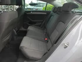 Volkswagen Passat thumbnail 20