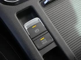 Volkswagen Passat thumbnail 25