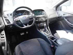 Ford Focus 1.5 ST-Line 182 1.5 ST-Line 182 thumbnail 2