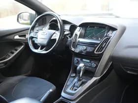 Ford Focus 1.5 ST-Line 182 1.5 ST-Line 182 thumbnail 8