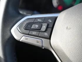 Volkswagen Golf 1.5 TSI Style 1.5 TSI Style thumbnail 31