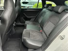 Škoda Superb thumbnail 19