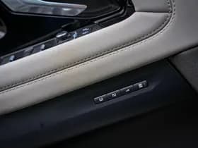 Land Rover Range Rover Evoque 2.0 P200 AWD Dynamic 2.0 P200 AWD Dynamic thumbnail 24