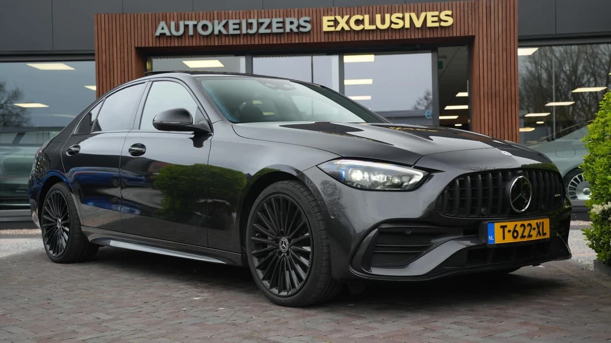 Mercedes-Benz C-Klasse 300 e AMG Line Limited 300 e AMG Line Limited — foto 1