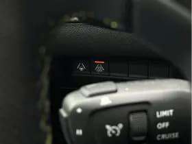 Peugeot E-208 EV GT Pack 50 kWh EV GT Pack 50 kWh thumbnail 18