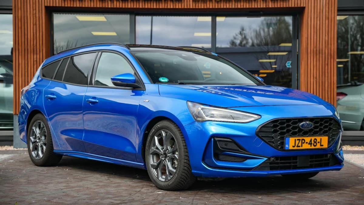 Ford FOCUS Wagon 1.0 EcoBoost Hybrid ST Line 1.0 EcoBoost Hybrid ST Line — foto 1