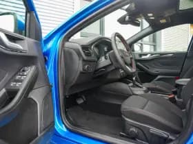 Ford FOCUS Wagon 1.0 EcoBoost Hybrid ST Line 1.0 EcoBoost Hybrid ST Line thumbnail 6