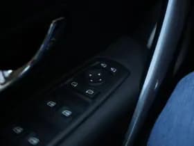 Renault Mégane Estate 1.2 TCe GT-Line Estate 1.2 TCe GT-Line thumbnail 24