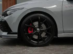 Volkswagen Golf thumbnail 11