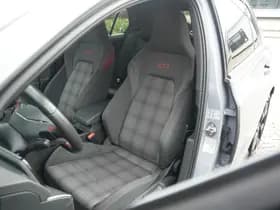 Volkswagen Golf thumbnail 26